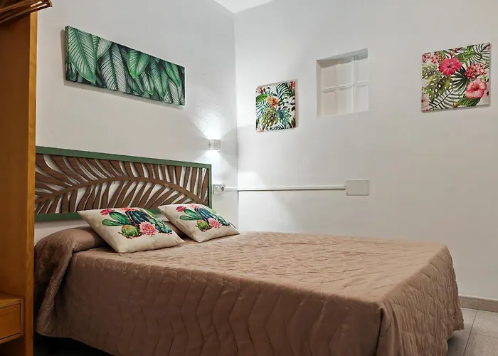 Hostal Noray y Hostal Rigau